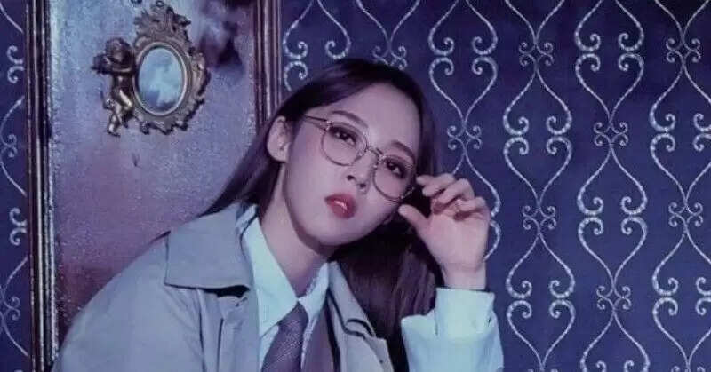 K-pop Feminine Idols Serving Boss Vitality